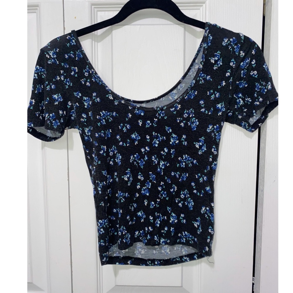 Floral crop top.
